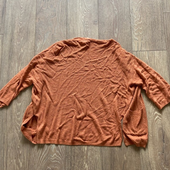 Old Navy Cardigan - Picture 3 of 4